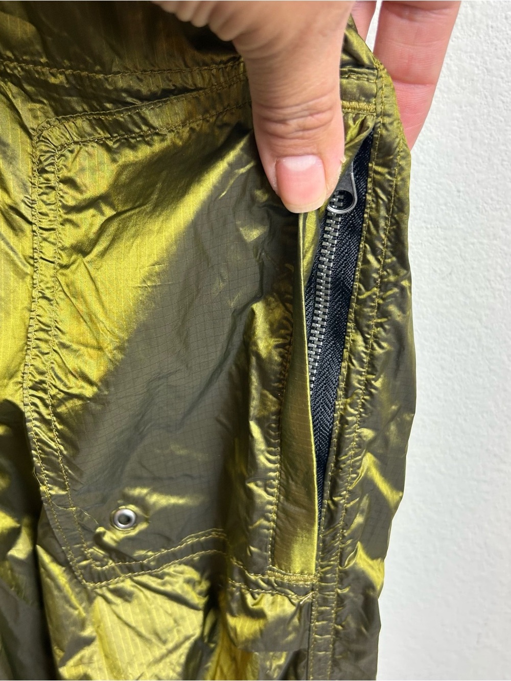 FP Movement Metallic Olive Green Pull-On Cargo Joggers Reflective Trim S - Picture 7 of 15